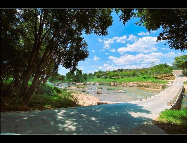 LAND FOR SALE IN HELDERFONTEIN ESTATE